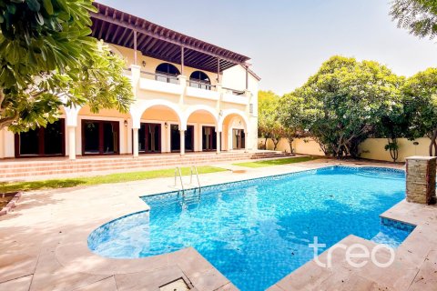 Вилла с 5 спальнями в The Villa, ОАЭ №203914 3