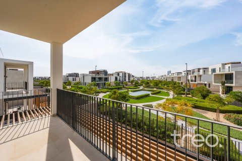 Villa de 4 dormitorios en Arabian Ranches 3, UAE No. 203920 21