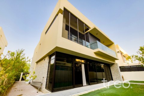 Вилла с 5 спальнями в DAMAC Hills (Akoya by DAMAC), ОАЭ №203918 3