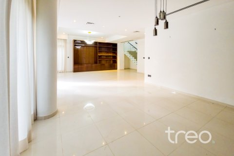 Вилла с 5 спальнями в DAMAC Hills (Akoya by DAMAC), ОАЭ №203918 4
