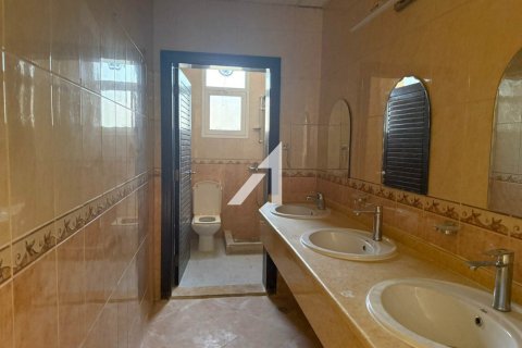 5 غرفة نوم  فيلا  رقم 117080 28