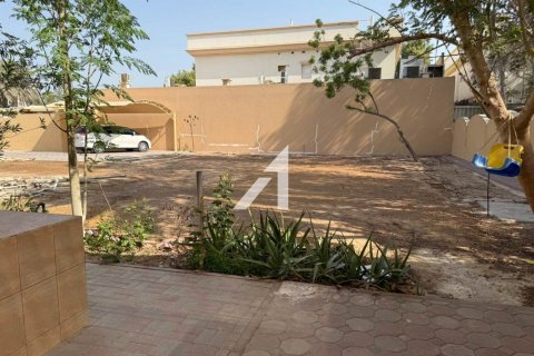 5 غرفة نوم  فيلا  رقم 117080 31