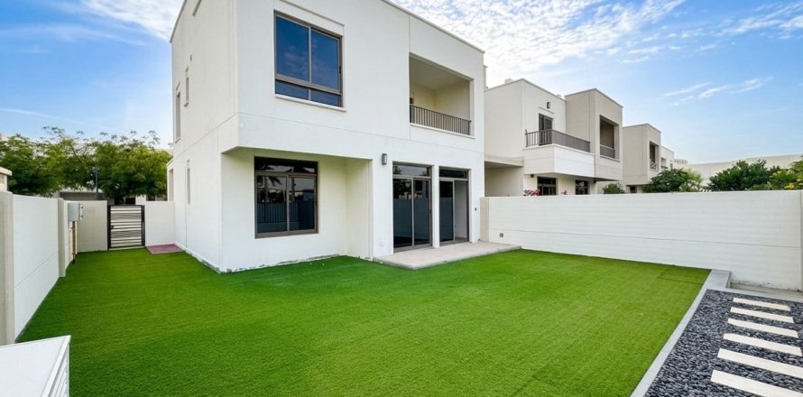 4 bedrooms Townhouse in Town Square, UAE No. 161933