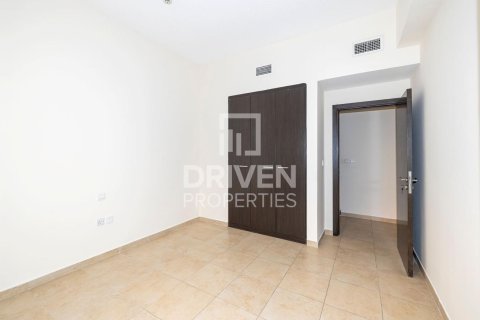 2 bedrooms Apartment in Remraam, UAE No. 189804 7