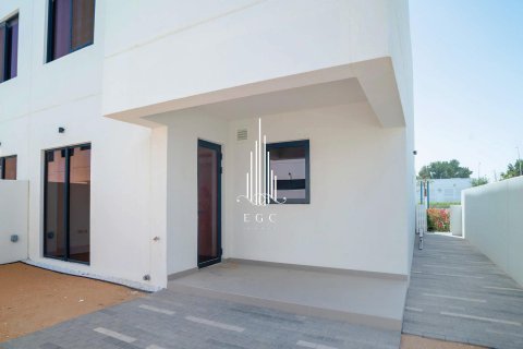 Townhouse de 2 dormitorios en  Yas Island, UAE No. 36585 10