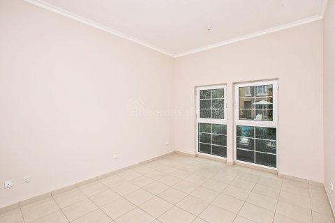 2 bedrooms Apartment in Dubai Investment Park, UAE No. 160981 4