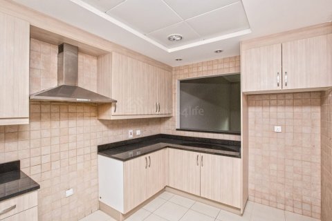 2 bedrooms Apartment in Dubai Investment Park, UAE No. 160981 5