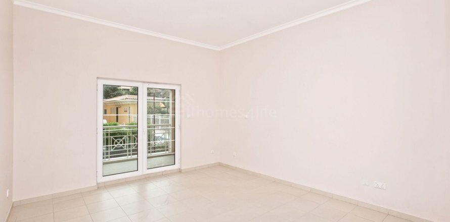 2 bedrooms Apartment in Dubai Investment Park, UAE No. 160981