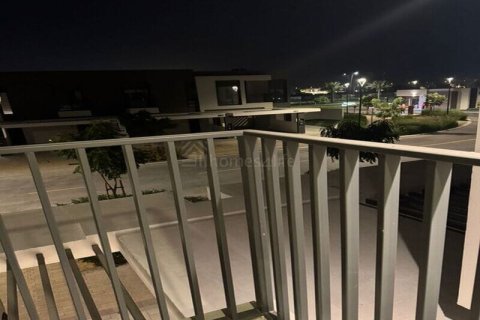 Villa de 3 chambres à EMAAR South, UAE No. 160980 10