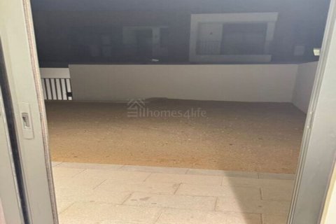 Villa de 3 chambres à EMAAR South, UAE No. 160980 5