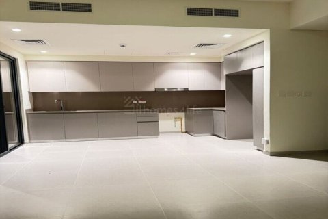 Villa de 3 chambres à EMAAR South, UAE No. 160980 4