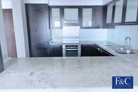 Studio Apartment in The Views, UAE No. 497 3