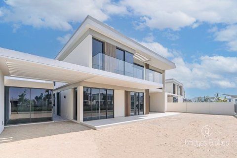 Villa de 6 dormitorios en Tilal Al Ghaf, UAE No. 141073 3