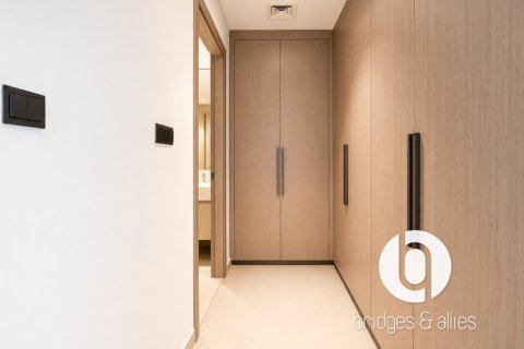 Квартира с 2 спальнями в Даунтаун Дубай (Даунтаун Бурдж Дубай), ОАЭ №168369 9