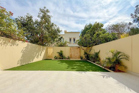 Villa de 3 dormitorios en The Springs, UAE No. 207573 10