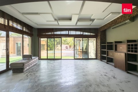 Villa de 5 dormitorios  No. 125480 6