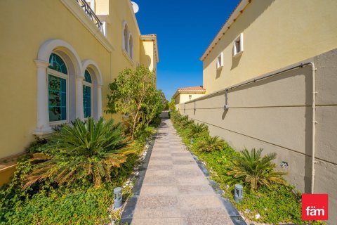 Villa de 5 dormitorios  No. 125480 5