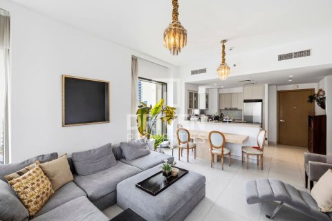 Appartement de 2 chambres à Creekside 18, UAE No. 206296