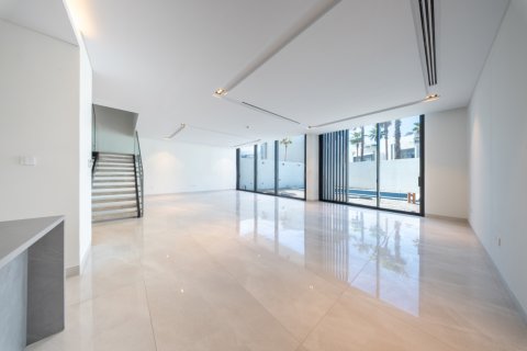 5 bedrooms Villa in Ras Al Khaimah, UAE No. 147101 6