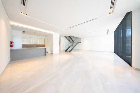 5 bedrooms Villa in Ras Al Khaimah, UAE No. 147101 4