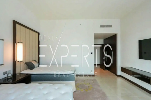 Apartment de 2 dormitorios en The Marina, UAE No. 136006 9