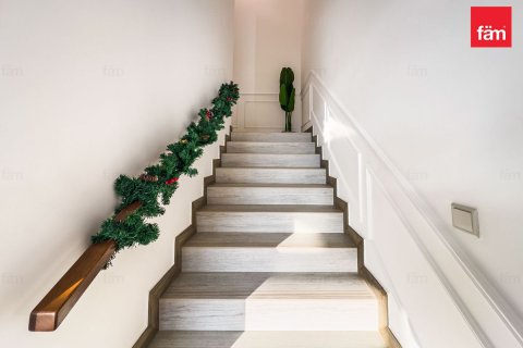 2 bedrooms Duplex in Dubai, UAE No. 142678 14