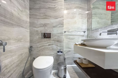 2 bedrooms Duplex in Dubai, UAE No. 142678 24