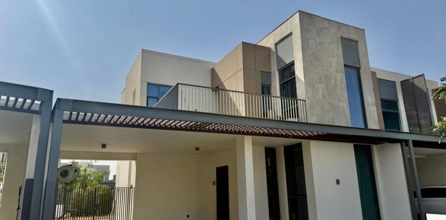 Townhouse de 4 dormitorios en Dubai, UAE No. 142679