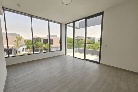 Villa de 4 dormitorios en Tilal City, UAE No. 204870 6