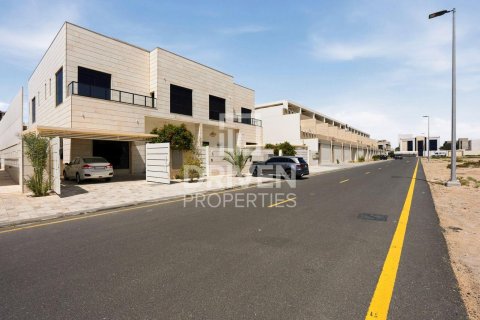 5 bedrooms Villa in Nad Al Sheba 1, UAE No. 192799 22