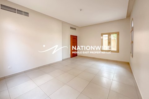 4 غرف نوم فيلا  رقم 131847 12