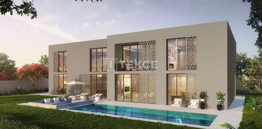 Villa de 4 dormitorios en Sharjah, UAE No. 137587