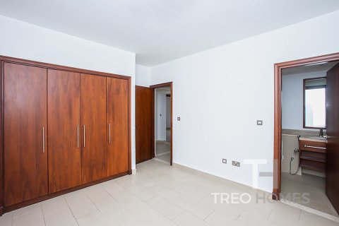 4 bedrooms Villa in Casa, UAE No. 80223 17