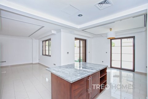 4 bedrooms Villa in Casa, UAE No. 80223 9