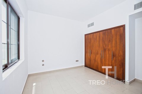 4 bedrooms Villa in Casa, UAE No. 80223 15