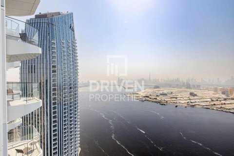 Квартира с 2 спальнями в Address Harbour Point, ОАЭ №192406 17
