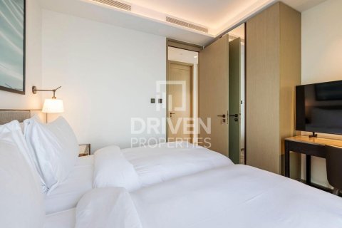 Квартира с 2 спальнями в Address Harbour Point, ОАЭ №192406 6