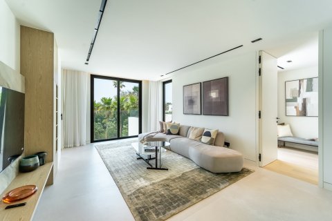 5 bedrooms Villa in Jumeirah Islands, UAE No. 203547 19
