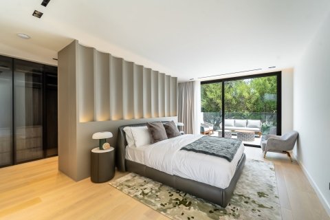 5 bedrooms Villa in Jumeirah Islands, UAE No. 203547 15