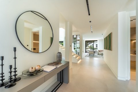 5 bedrooms Villa in Jumeirah Islands, UAE No. 203547 26