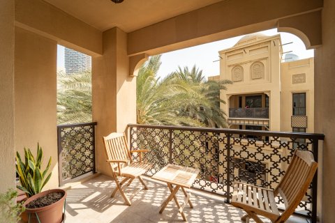 Apartment de 3 dormitorios en Downtown Dubai (Downtown Burj Dubai), UAE No. 203546