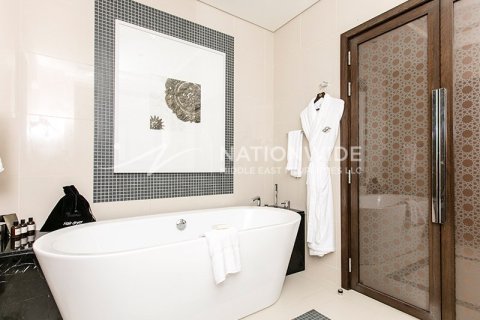 Apartment de 2 dormitorios en Abu Dhabi, UAE No. 99186 9