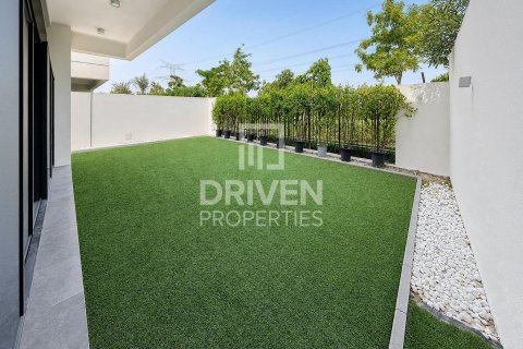Townhouse de 4 chambres à District One, UAE No. 210017 21