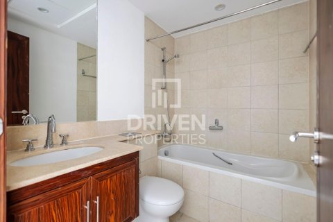 3 bedrooms Apartment in The Residences, UAE No. 210018 18