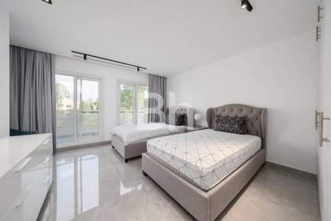 Villa de 5 dormitorios  No. 114605 7