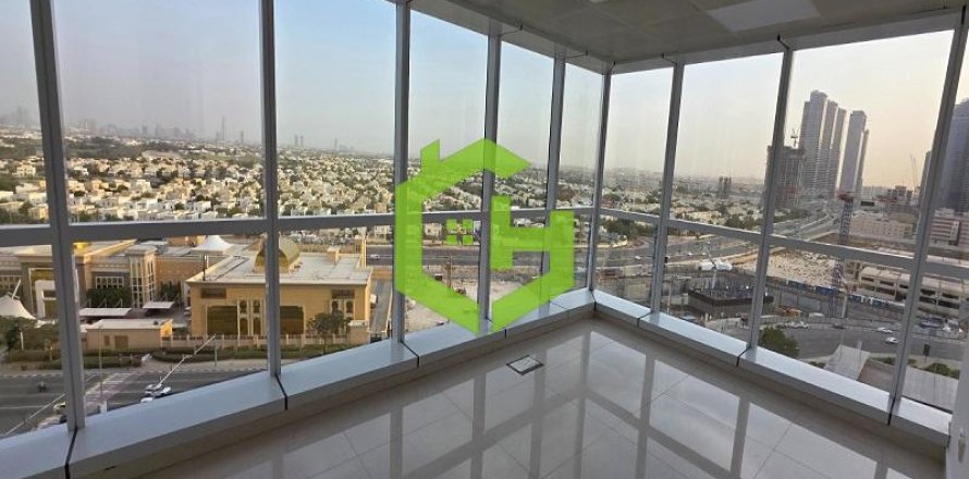 126مربع، مكتب في أبراج بحيرة جميرا, الإمارات العربية المتحدة رقم 90777