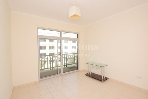 Apartment de 2 dormitorios en The Views 1, UAE No. 147986