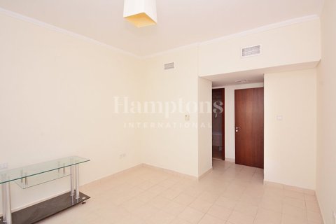 Apartment de 2 dormitorios en The Views 1, UAE No. 147986 5