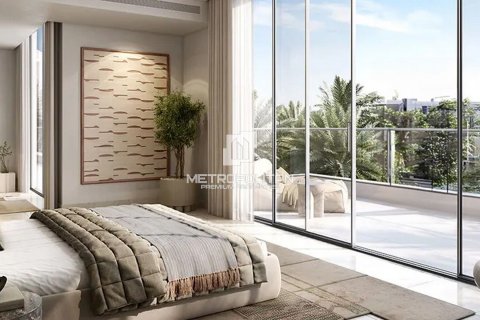 5 bedrooms Villa in Dubai, UAE No. 77747 7