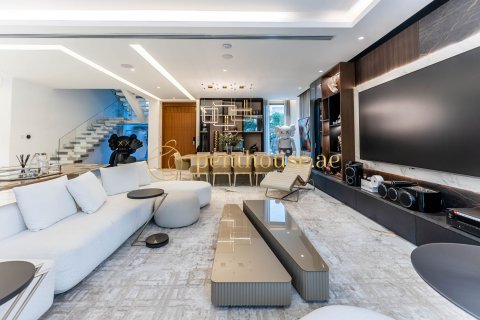 4 bedrooms Villa in Jumeirah Park, UAE No. 77746 8